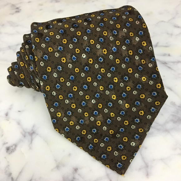 Brioni Other - Brioni Luxury Silk tie geometric print blue yellow